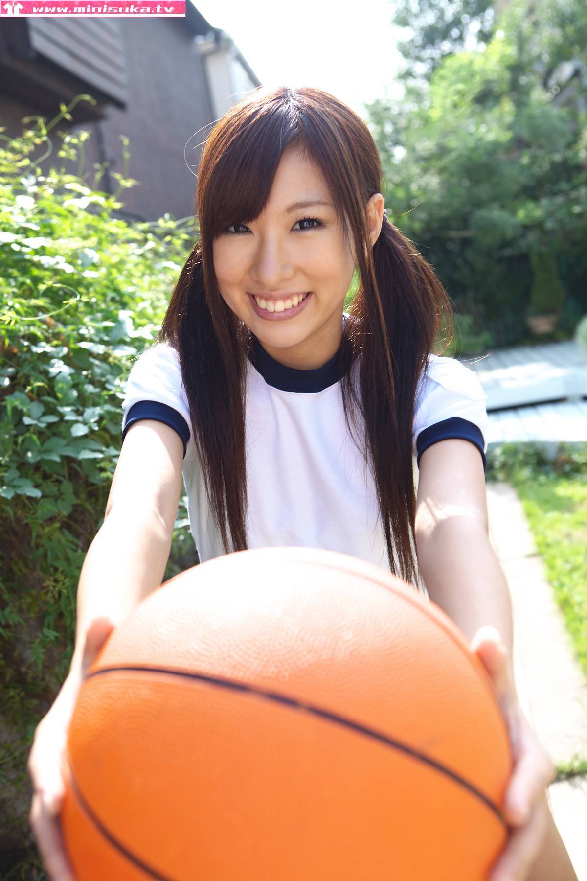 榎本彩花 2011.05　[Minisuka.tv] 现役女子高生 Ayaka Enomoto 1